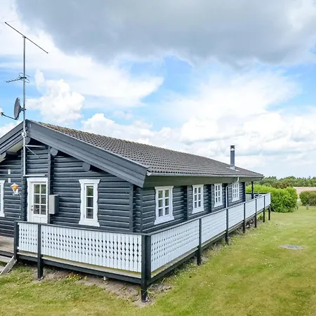 Four-bedroom In Дом отдыха Glesborg